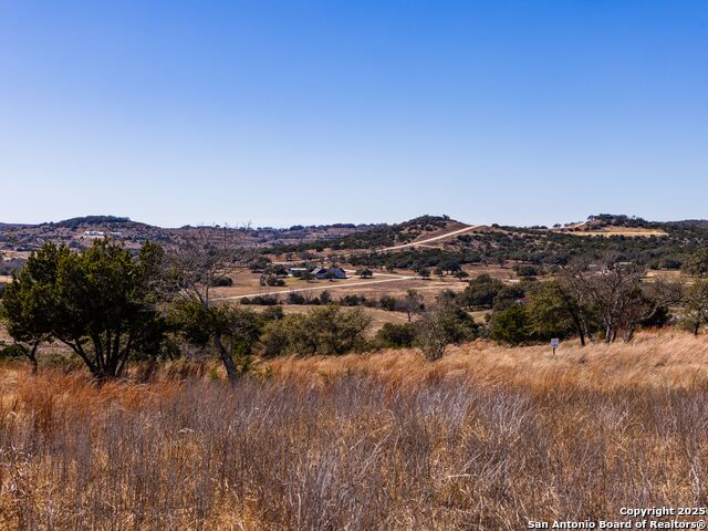 717 N Scenic Hills Property Photo 6