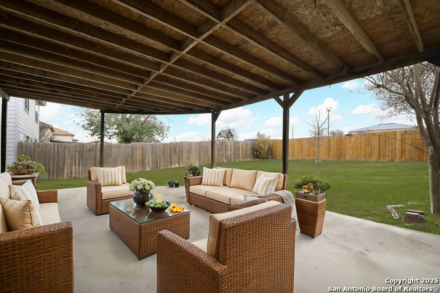 11239 Vollmer Ln Property Photo 1