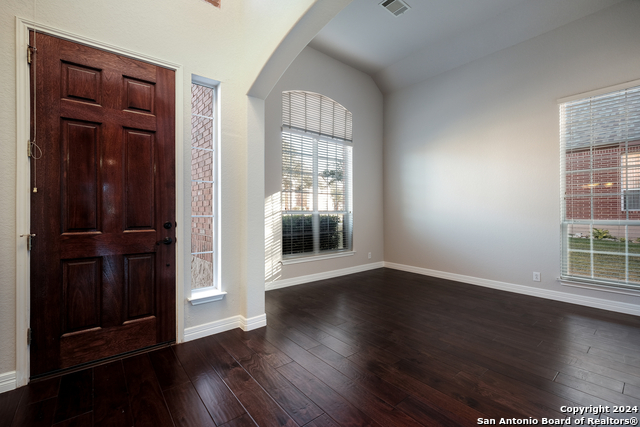 11 Sable Vly Property Photo 7
