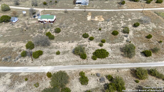24 Quail Run Property Photo 8