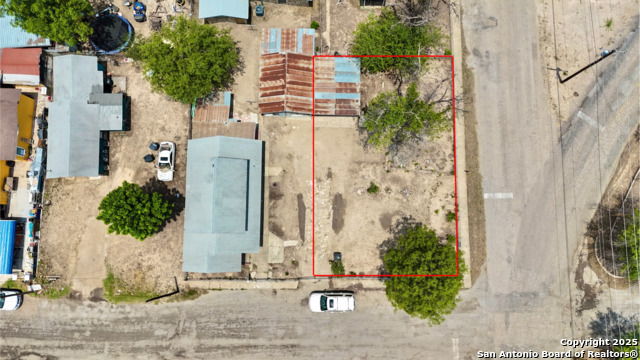 207 Rodriguez St Property Photo 2