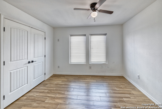 1100 W Houston St Property Photo 6