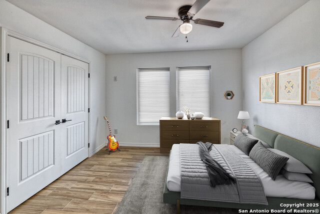 1100 W Houston St Property Photo 7