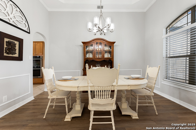 701 Kreutzberg Property Photo 6
