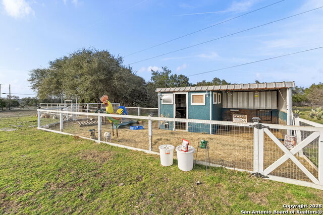 701 Kreutzberg Property Photo 35
