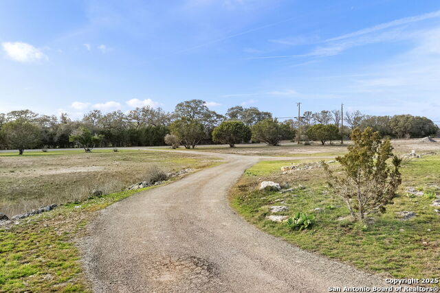 701 Kreutzberg Property Photo 36
