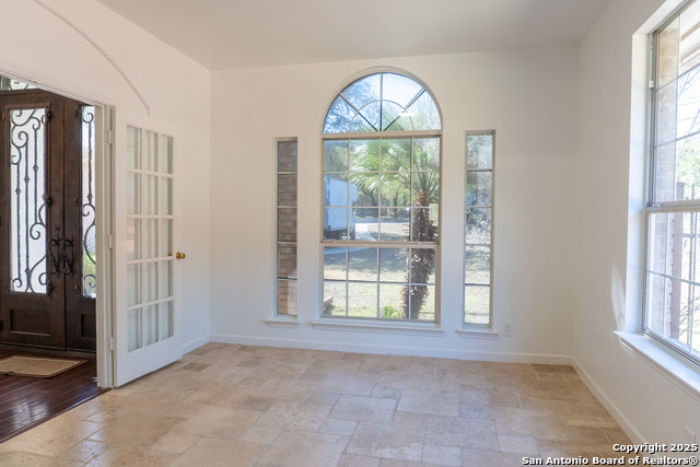 8610 Classic Oaks Property Photo 8