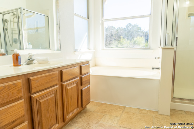 8610 Classic Oaks Property Photo 16