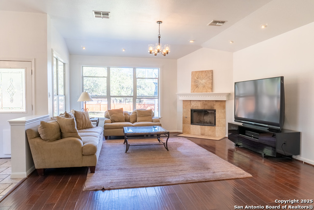 8610 Classic Oaks Property Photo 26