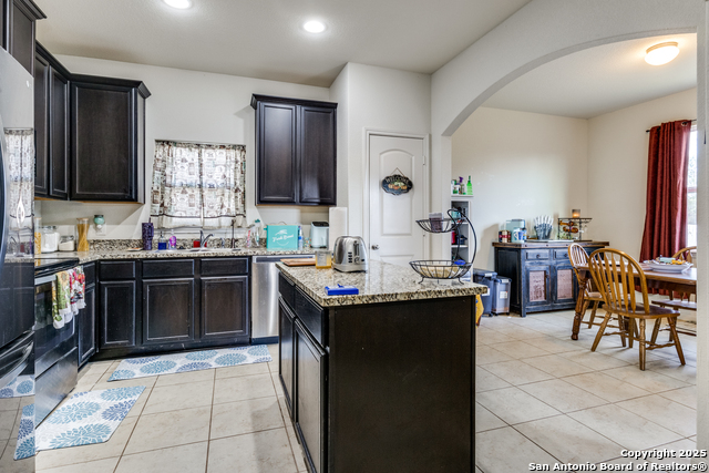 304 Amaryllis Property Photo 7