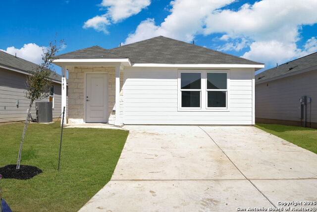3743 Bates Place Property Photo