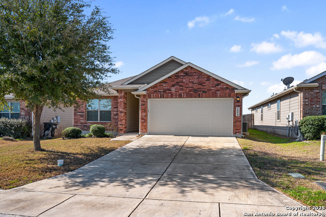 Augustus Pass Real Estate Listings Main Image