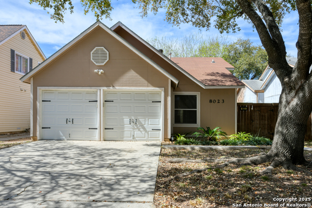 8023 Indian Bnd Property Photo