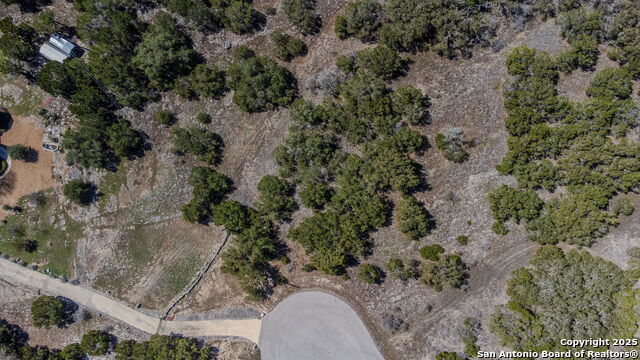 128 Milfoil Ln Property Photo 6