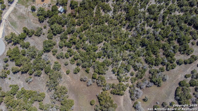 128 Milfoil Ln Property Photo 9