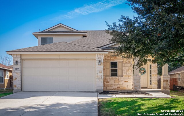 2243 Hazelwood Dr Property Photo