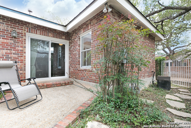 1 Villa Bonita Property Photo 3