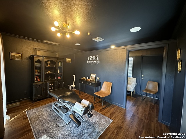 8151 Broadway Property Photo 14
