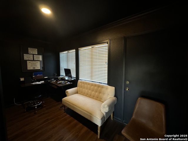 8151 Broadway Property Photo 16