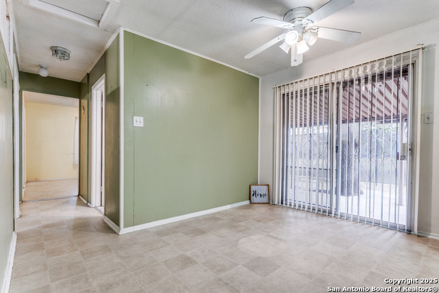 238 W Fest St Property Photo 9