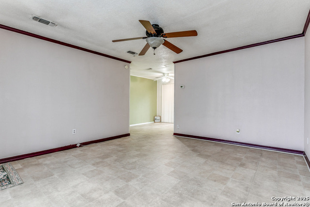 238 W Fest St Property Photo 12