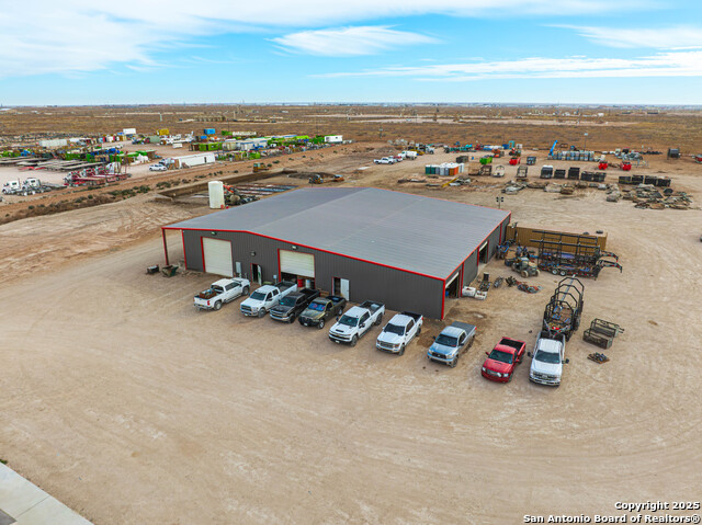 12401 County Road 100 Property Photo 6