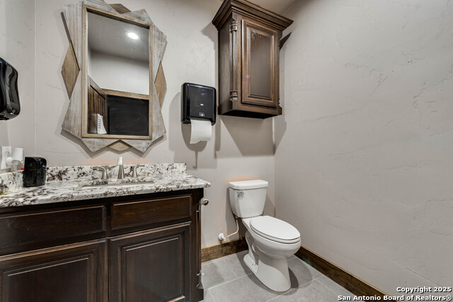 12401 County Road 100 Property Photo 37