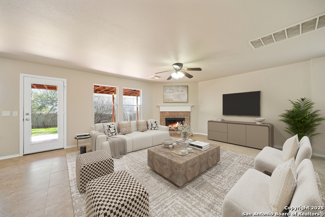 3722 Blue Sky Holly Property Photo