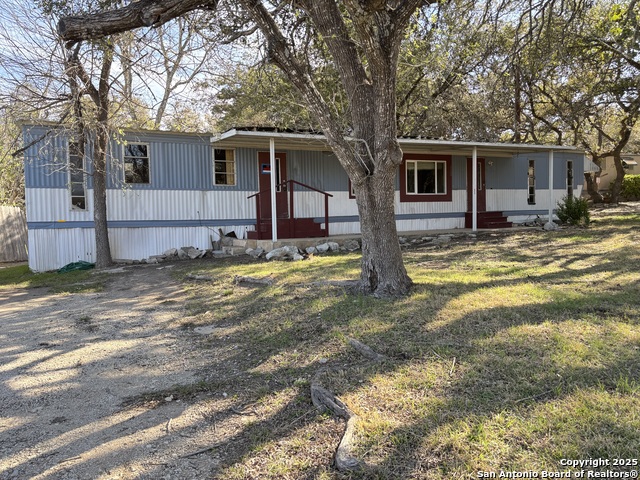 520 Royal Oak Property Photo