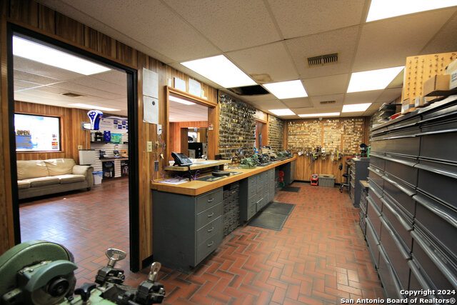 3723 West Ave Property Photo 16