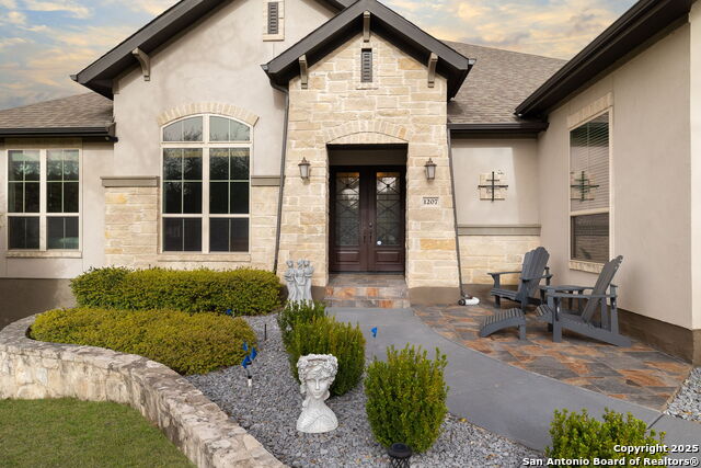 1207 Acquedotto Property Photo 6