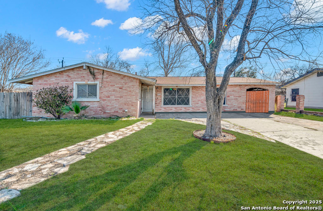 7230 Westlyn Property Photo