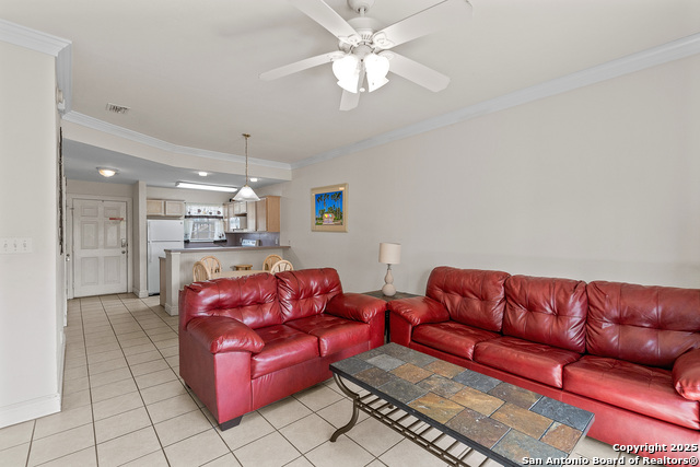 129 E Lantana St Property Photo 4
