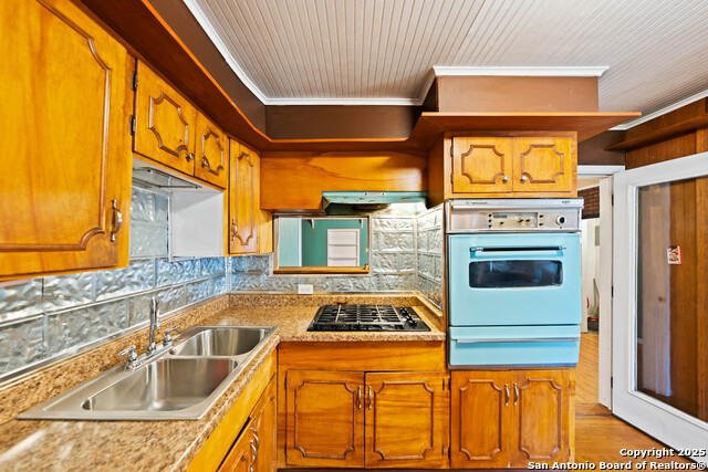 138 Riverdale Drive Property Photo 12
