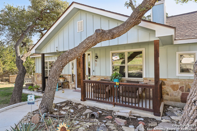 1555 Desiree Property Photo 4
