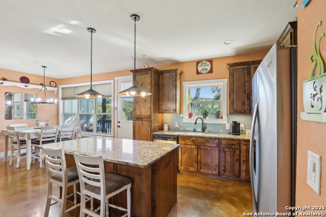 1555 Desiree Property Photo 14