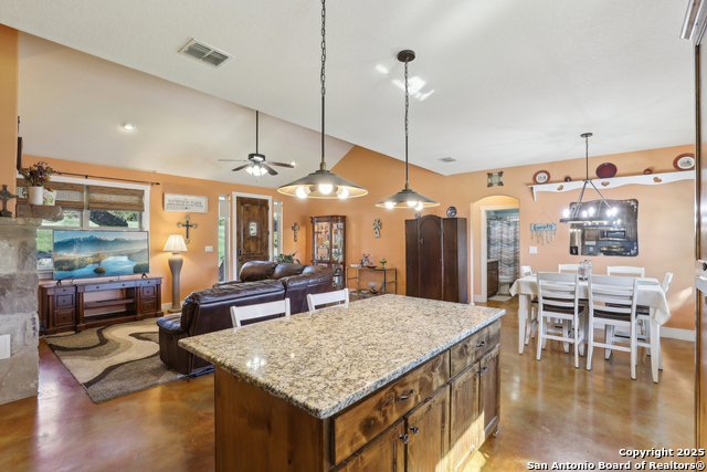 1555 Desiree Property Photo 15