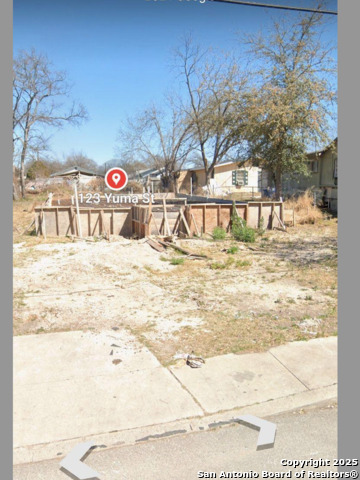 123 Yuma Property Photo 6