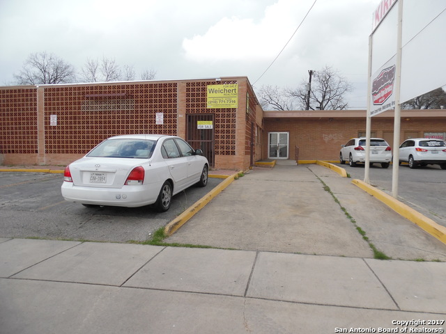711 Kirk Pl Property Photo 25