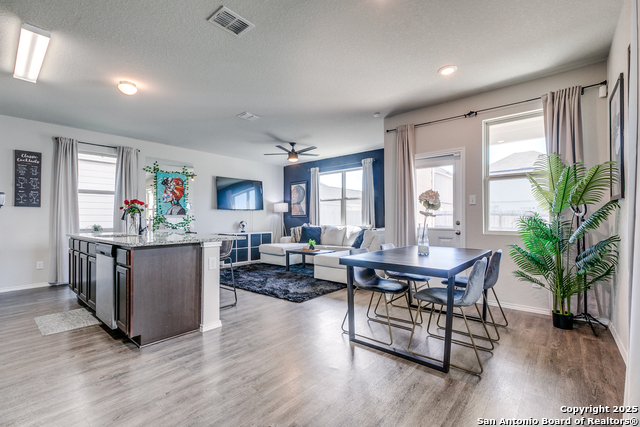 10537 Green Lake Property Photo 4