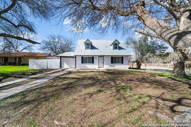 943 North Property Photo 2