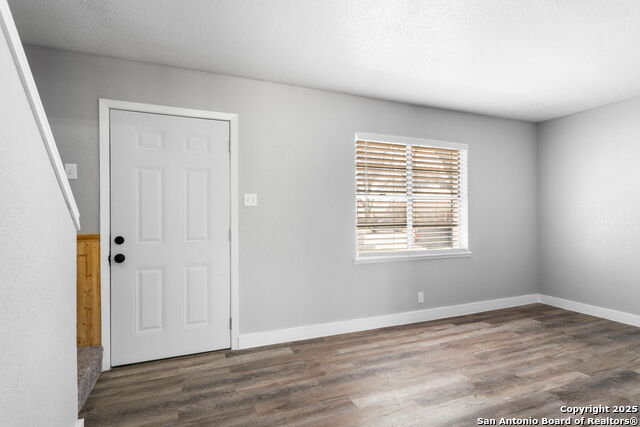 943 North Property Photo 4