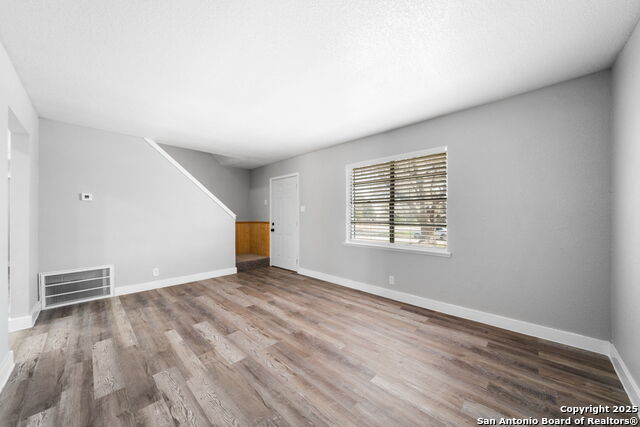 943 North Property Photo 7