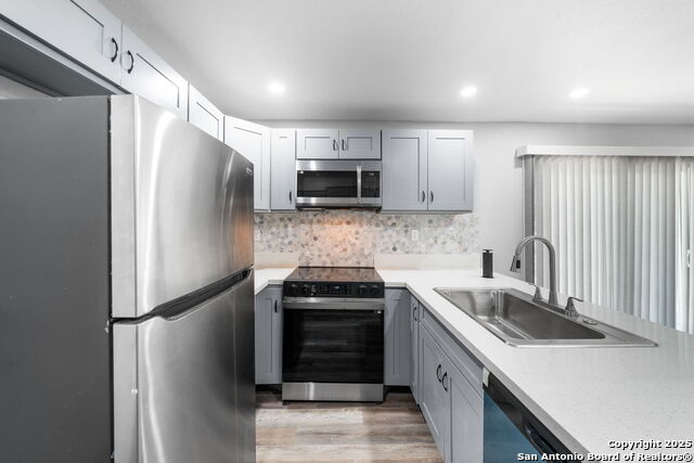 943 North Property Photo 10