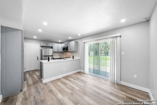 943 North Property Photo 14