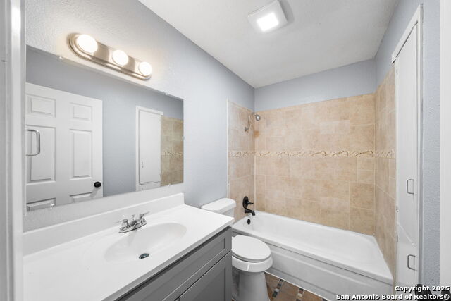 943 North Property Photo 17