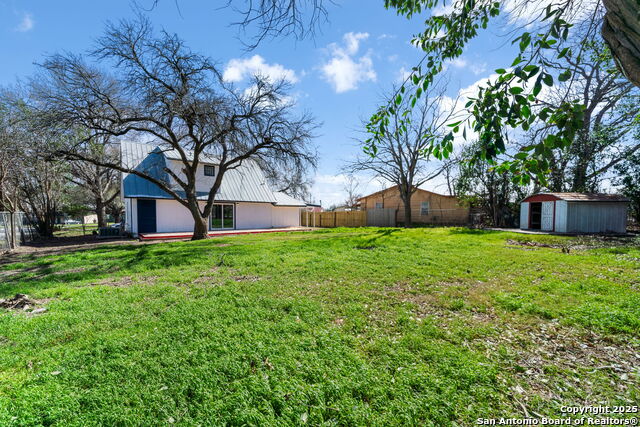 943 North Property Photo 25