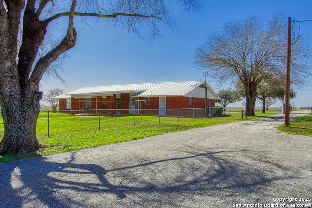 12157 Fm 775 Property Photo 34