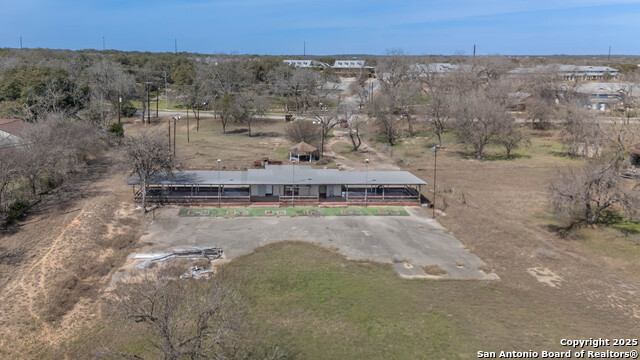 1563 Gruene Rd Property Photo 7