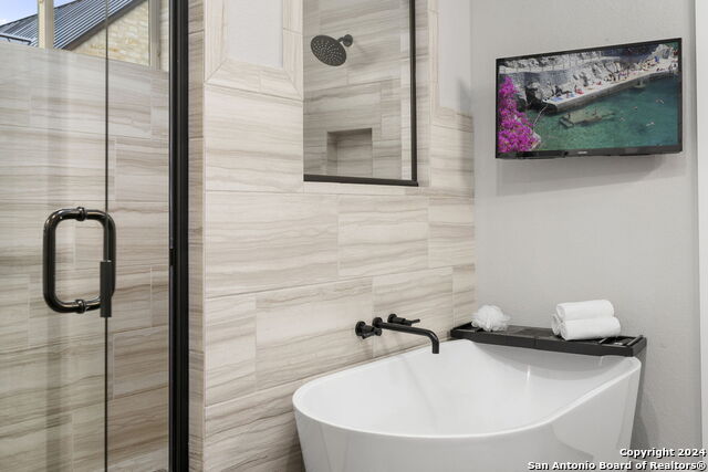 1241 Paladin Trl Property Photo 23